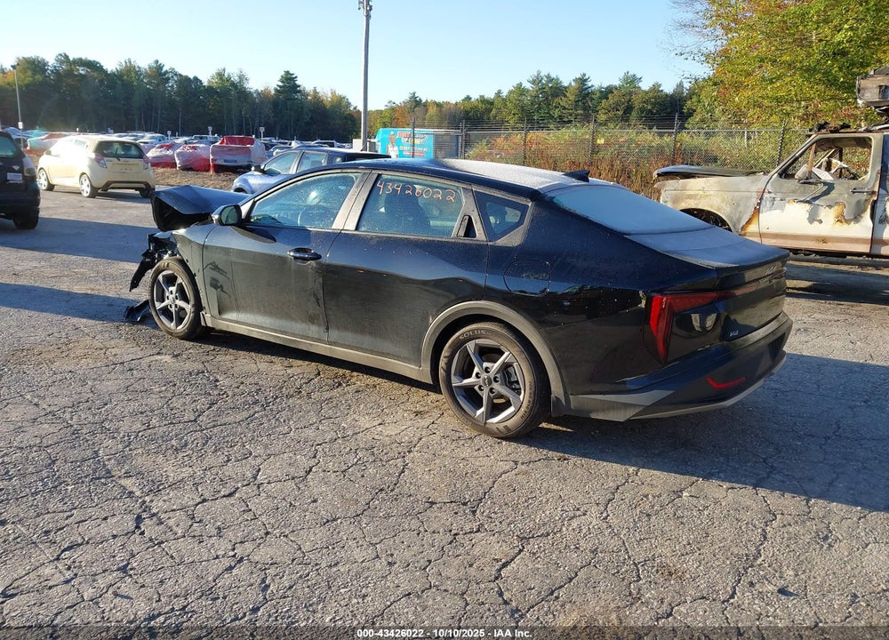 2025 KIA K4 LXS VIN: 3KPFT4DE8SE068930