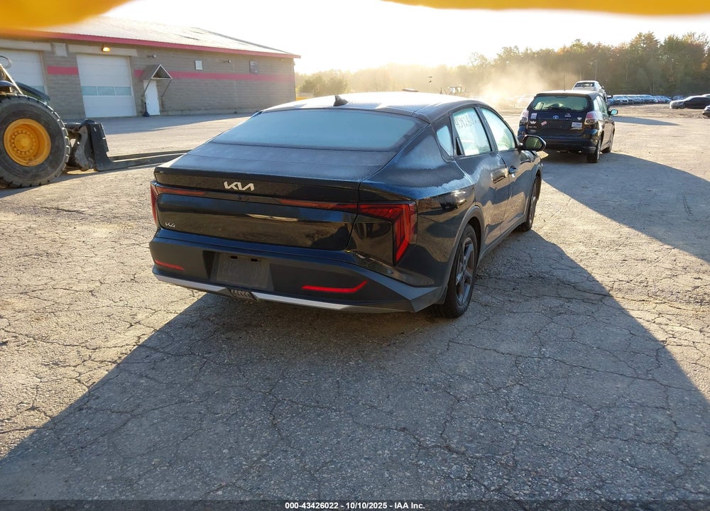 2025 KIA K4 LXS VIN: 3KPFT4DE8SE068930