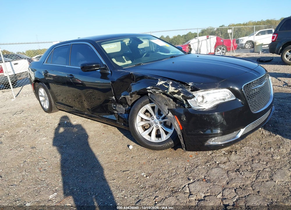 2015 CHRYSLER 300 LIMITED VIN: 2C3CCAAG3FH772944