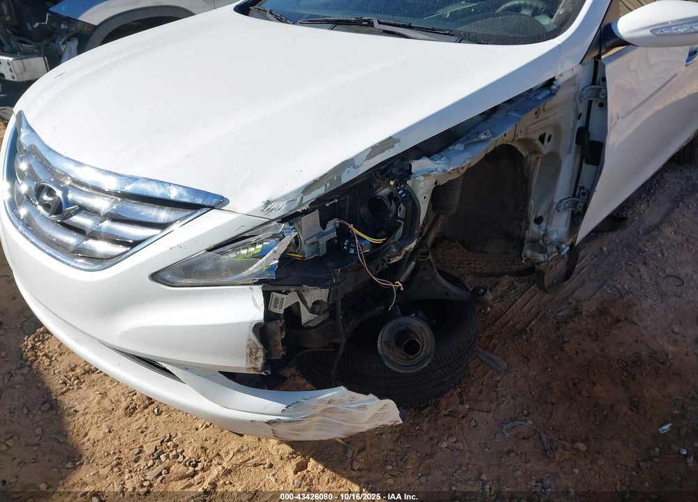 2011 HYUNDAI SONATA VIN: 5NPEC4ACXBH031758