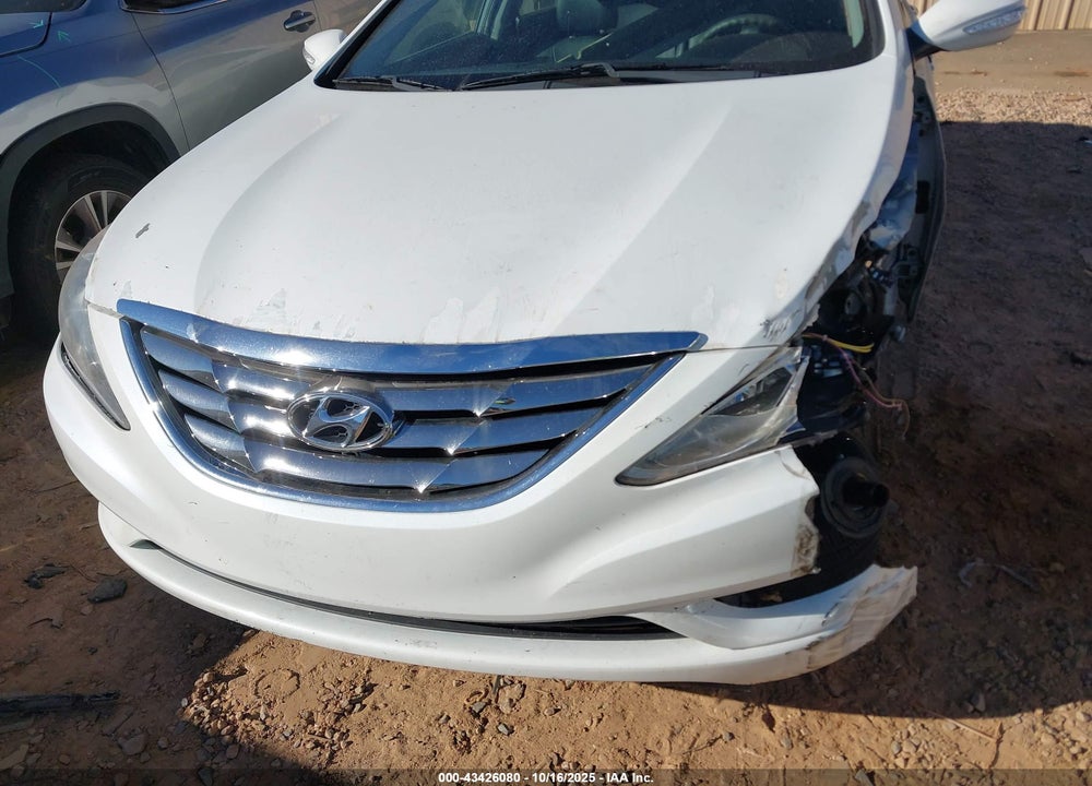 2011 HYUNDAI SONATA VIN: 5NPEC4ACXBH031758