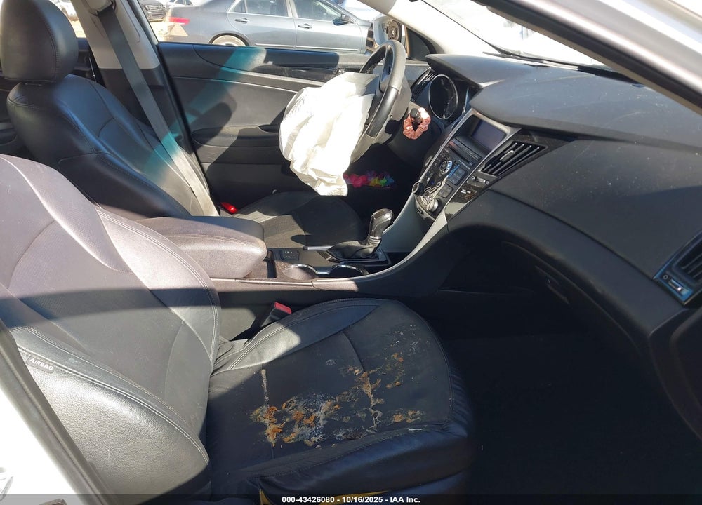 2011 HYUNDAI SONATA VIN: 5NPEC4ACXBH031758
