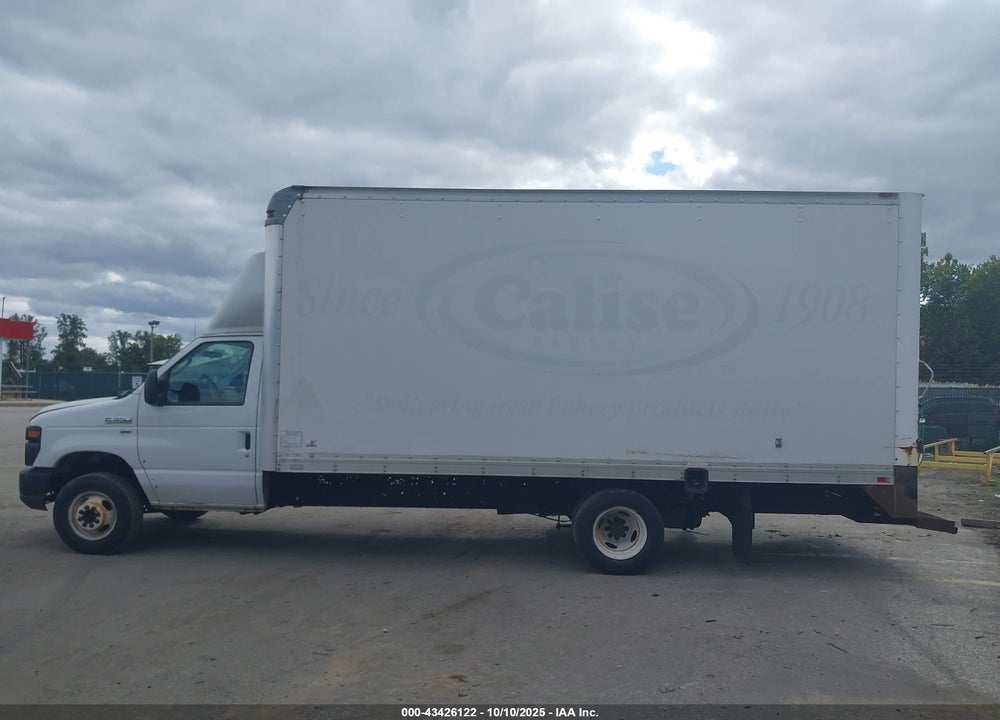 2016 FORD E-350 CUTAWAY VIN: 1FDWE3FL8GDC30611