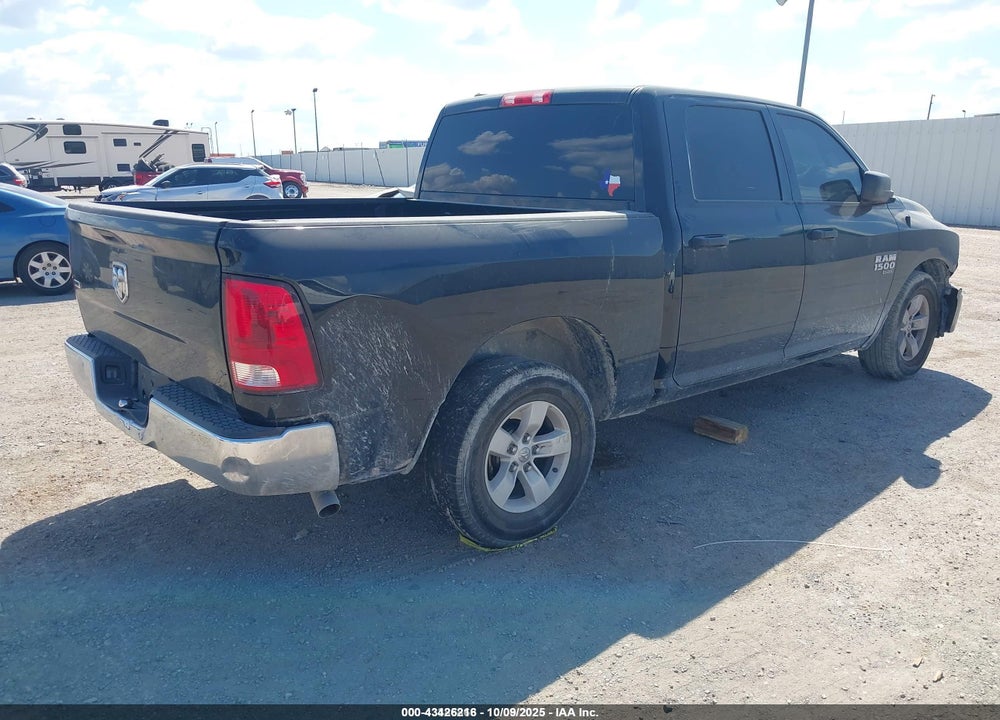 2022 RAM 1500 CLASSIC SLT 4X2 5'7 BOX VIN: 1C6RR6LG6NS185490