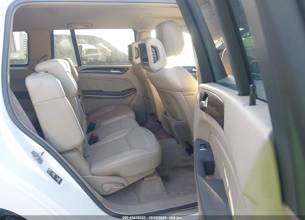 2014 MERCEDES-BENZ GL 450 4MATIC VIN: 4JGDF7CE9EA425939