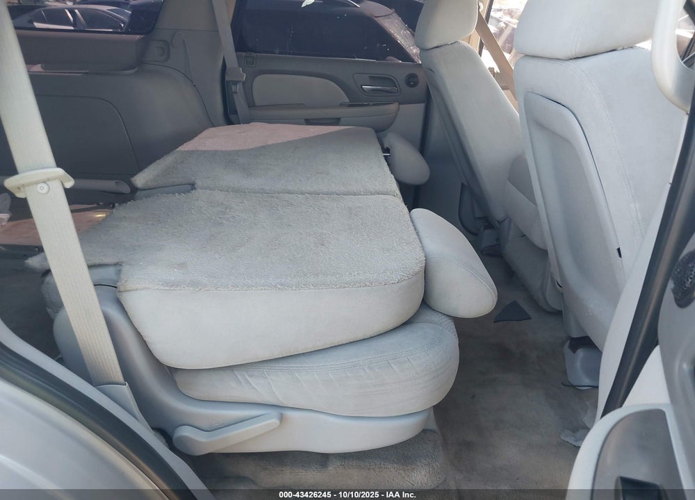 2007 CHEVROLET TAHOE LS VIN: 1GNFC13C57R373268