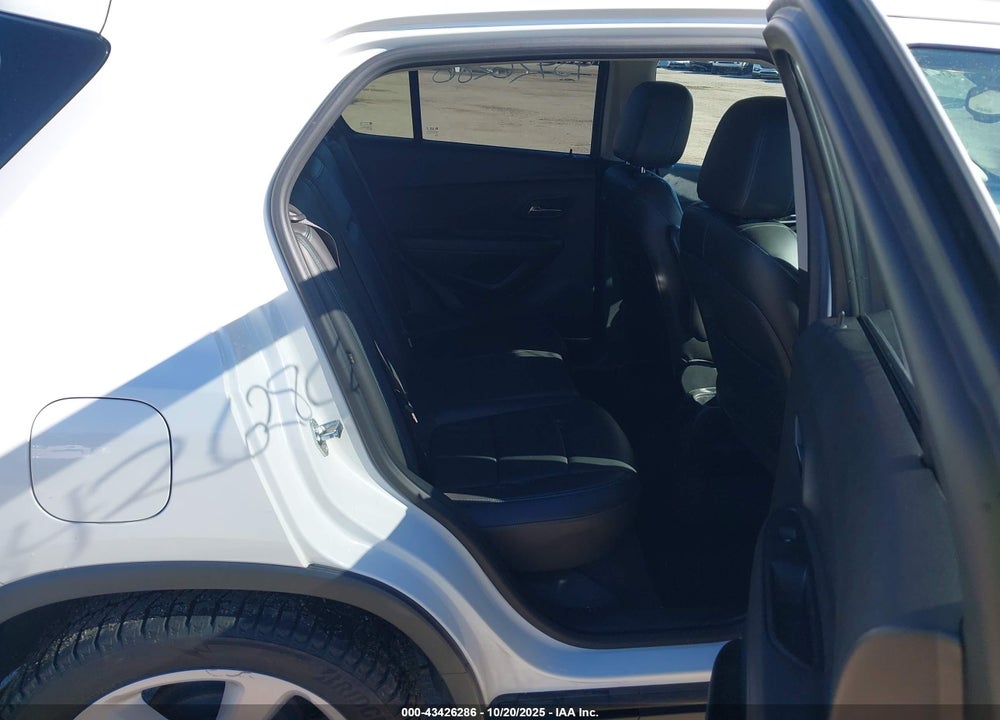 2015 CHEVROLET TRAX LTZ VIN: KL7CJNSB6FB214913