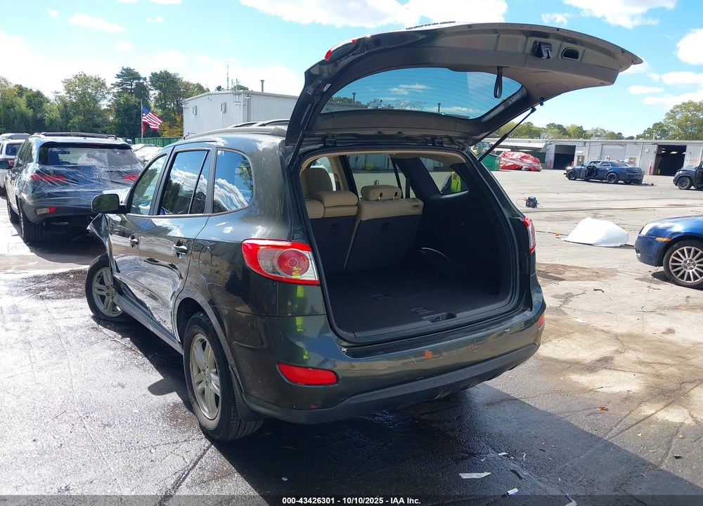 2012 HYUNDAI SANTA FE GLS VIN: 5XYZGDAB0CG105081