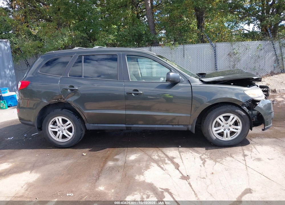 2012 HYUNDAI SANTA FE GLS VIN: 5XYZGDAB0CG105081