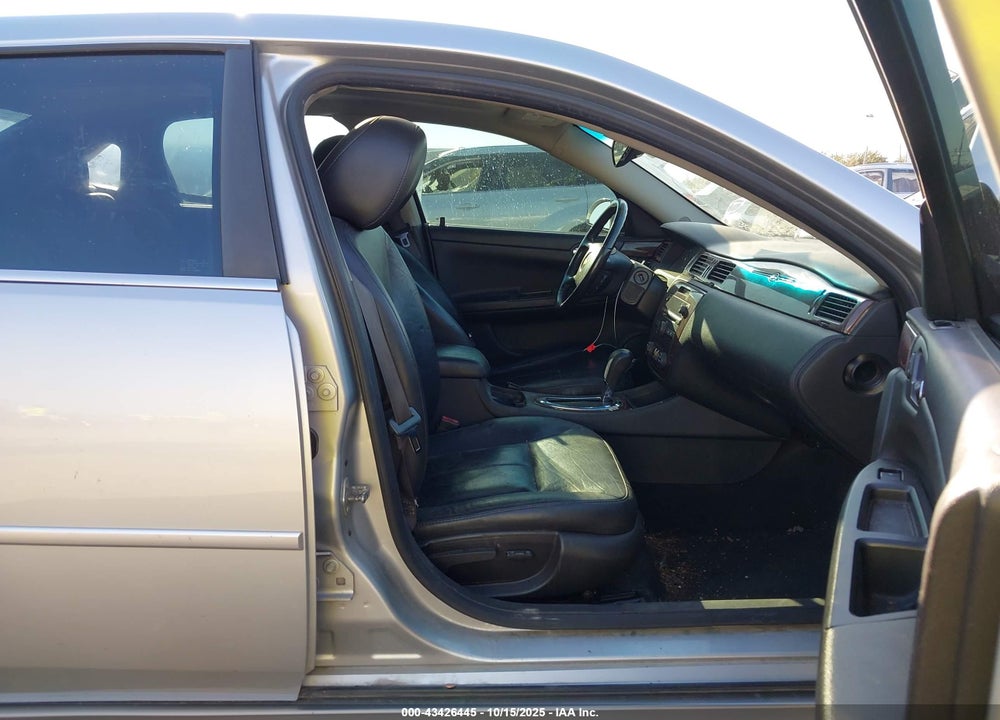 2011 CHEVROLET IMPALA VIN: 2G1WC5EM8B1249110