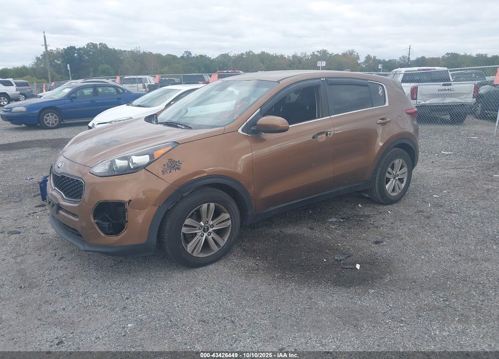 2018 KIA SPORTAGE LX VIN: KNDPM3AC1J7485402