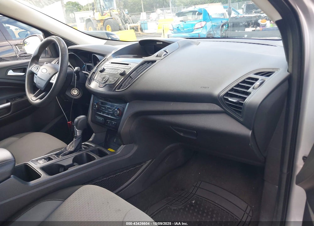 2017 FORD ESCAPE SE VIN: 1FMCU9GD3HUC16133