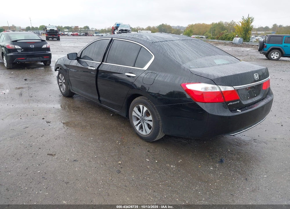 2015 HONDA ACCORD LX VIN: 1HGCR2F34FA147572