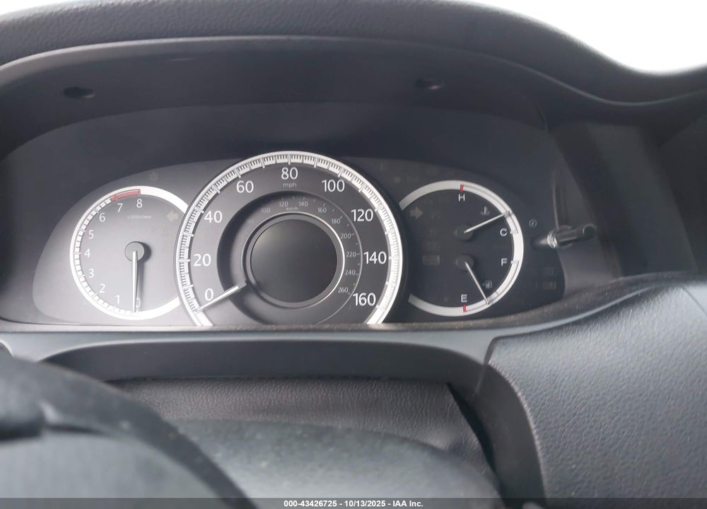 2015 HONDA ACCORD LX VIN: 1HGCR2F34FA147572