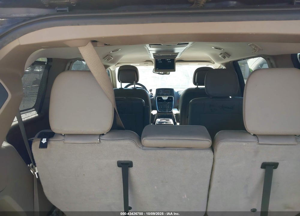 2014 CHRYSLER TOWN & COUNTRY VIN: 2C4RC1CG1ER178395