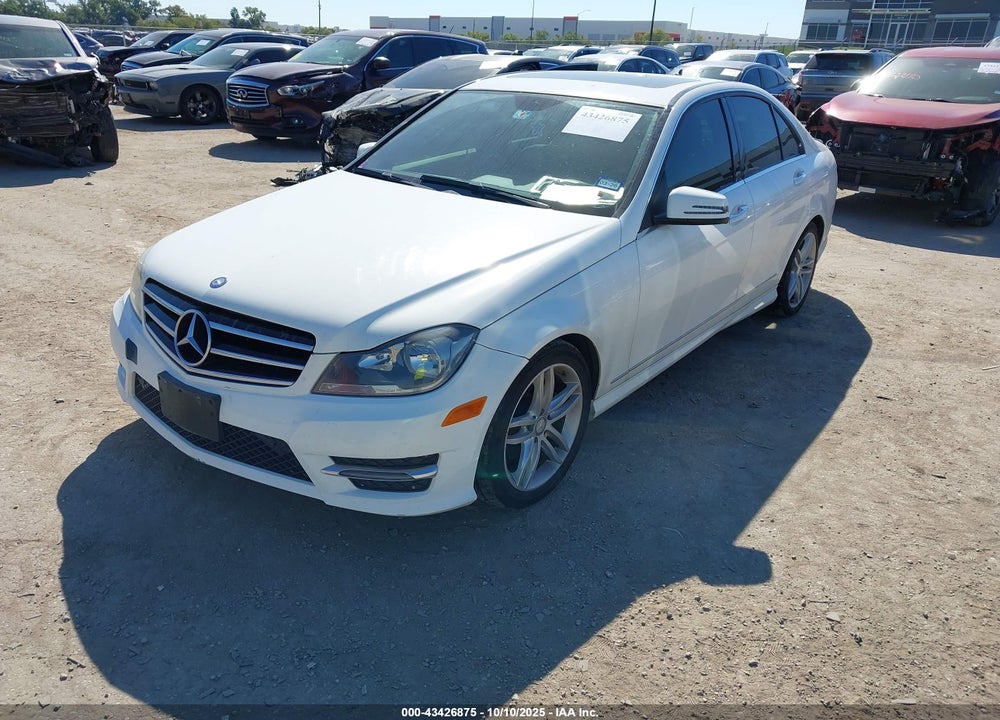 2014 MERCEDES-BENZ C 250 SPORT VIN: WDDGF4HB3EG215256