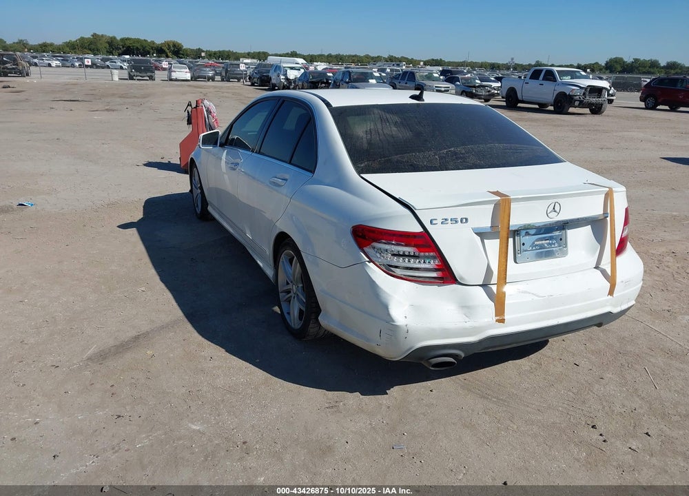 2014 MERCEDES-BENZ C 250 SPORT VIN: WDDGF4HB3EG215256