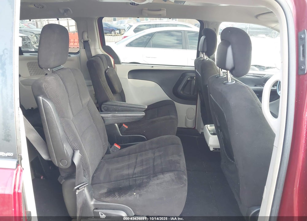 2013 CHRYSLER TOWN & COUNTRY TOURING VIN: 2C4RC1BG1DR558496