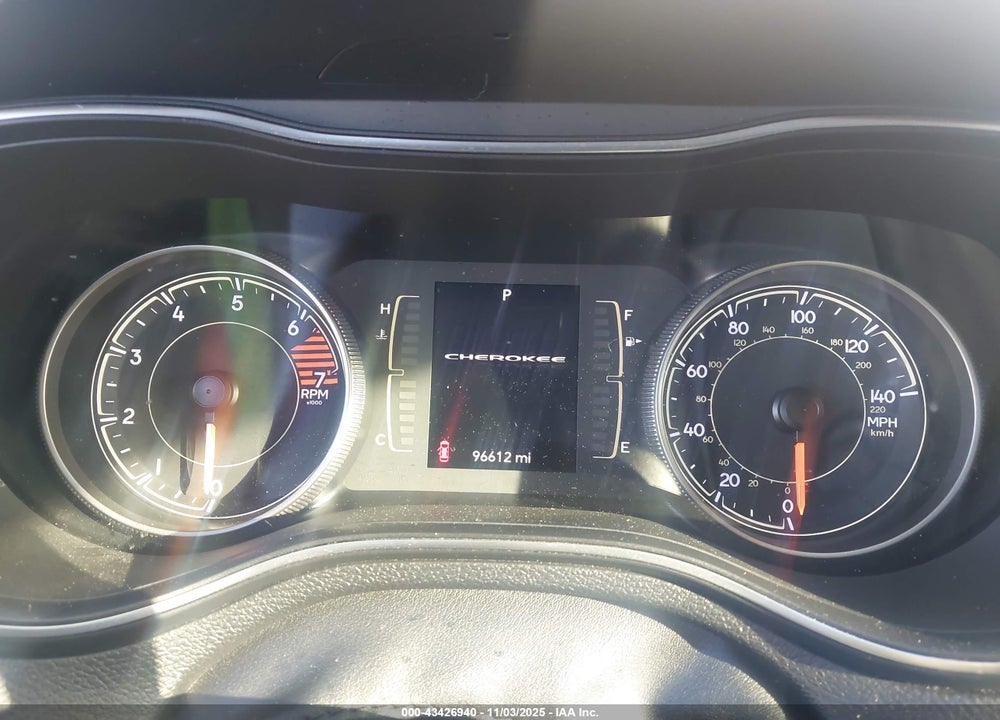 2019 JEEP CHEROKEE LATITUDE PLUS FWD VIN: 1C4PJLLBXKD202138