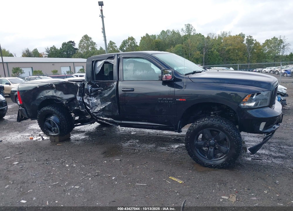 2018 RAM 1500 VIN: 1C6RR7GM0JS278232