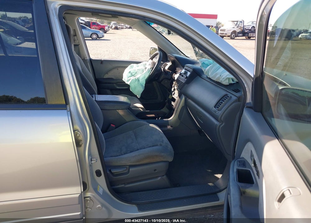 2003 HONDA PILOT EX VIN: 2HKYF18473H620172