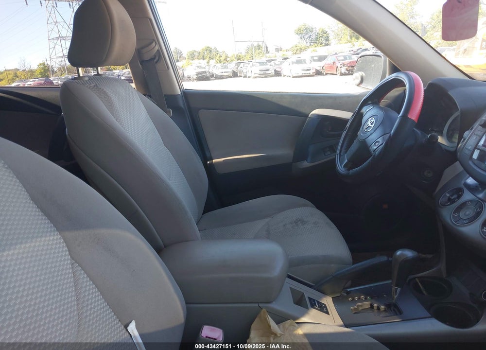 2008 TOYOTA RAV4 VIN: JTMBD31V485215114