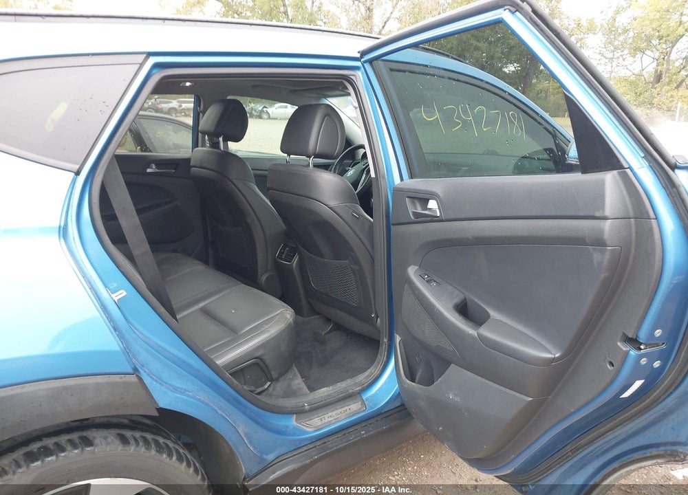 2016 HYUNDAI TUCSON VIN: KM8J3CA2XGU062923