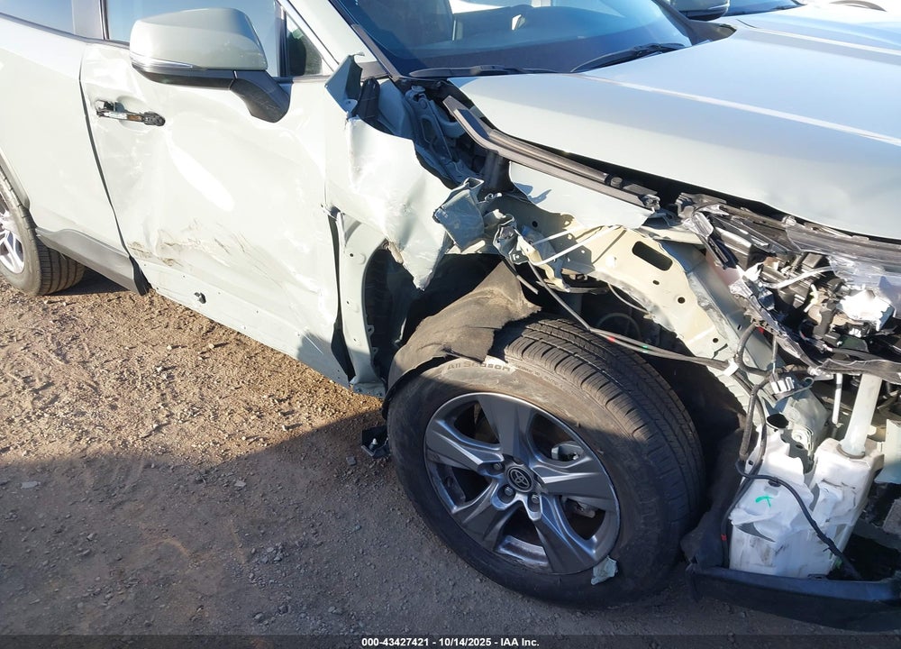2022 TOYOTA RAV4 VIN: 2T3W1RFV2NW185766