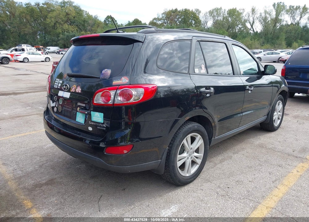 2011 HYUNDAI SANTA FE VIN: 5XYZK4AG0BG024235