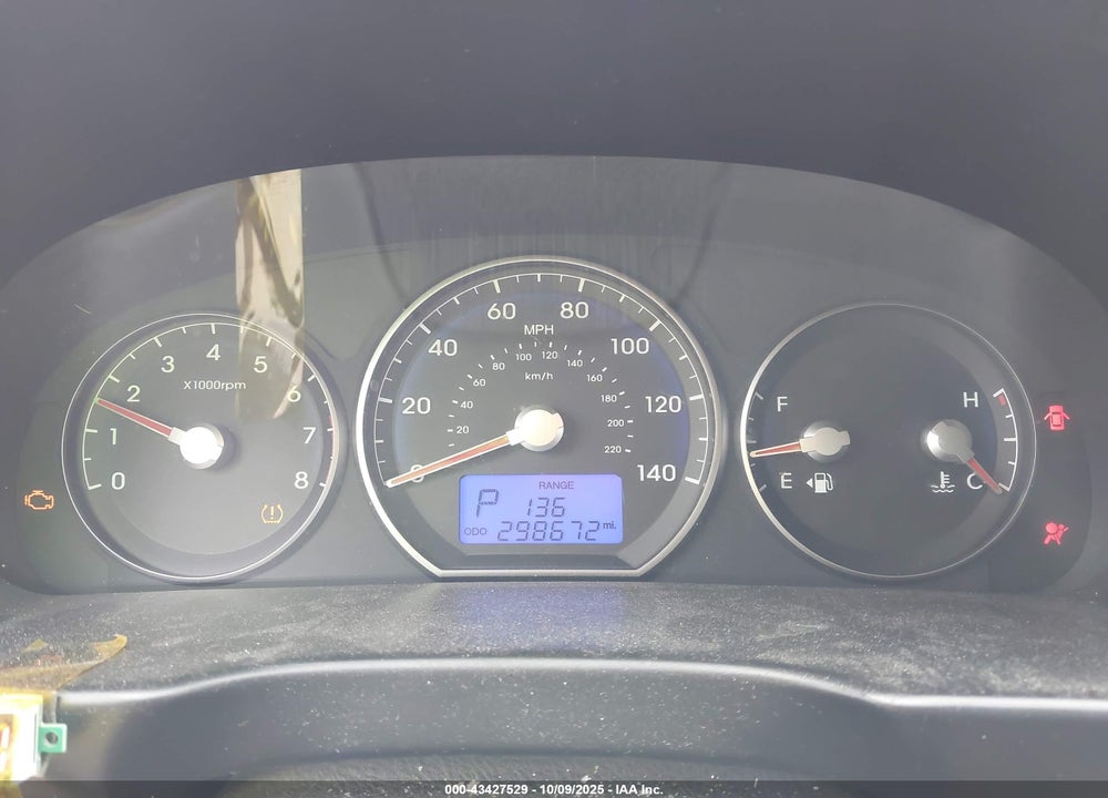 2011 HYUNDAI SANTA FE VIN: 5XYZK4AG0BG024235