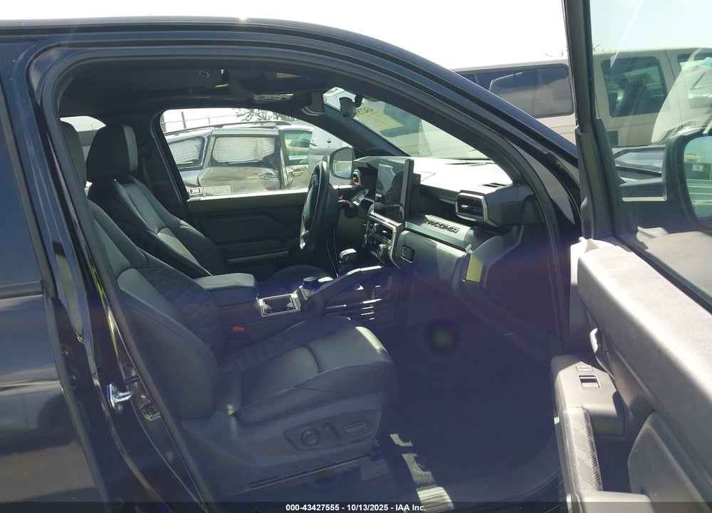 2025 TOYOTA TACOMA TRD SPORT 4WD VIN: 3TMLB5JN8SM103567