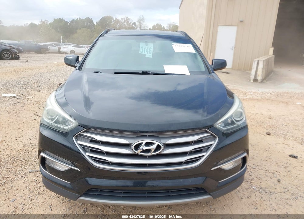 2017 HYUNDAI SANTA FE SPORT 2.4L VIN: 5NMZU3LBXHH031889