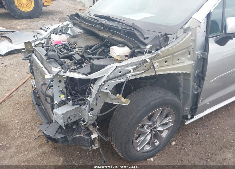 2022 TOYOTA SIENNA XLE VIN: 5TDYRKEC4NS134912