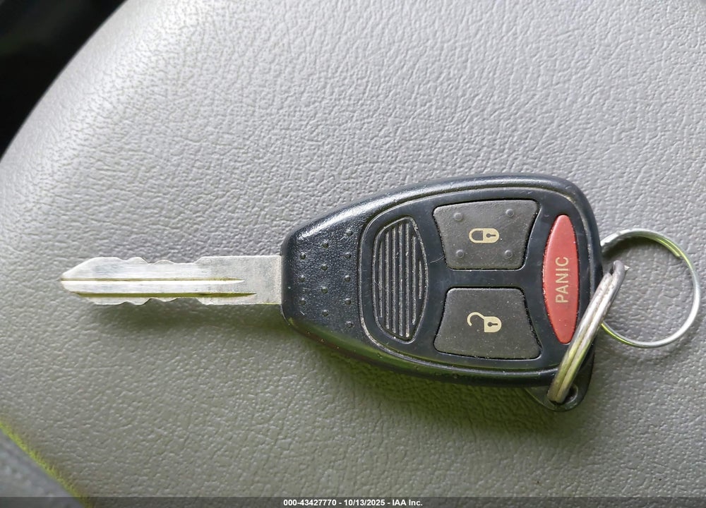 2005 DODGE DURANGO VIN: 1D4HB48D05F544744