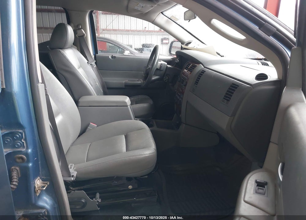 2005 DODGE DURANGO VIN: 1D4HB48D05F544744