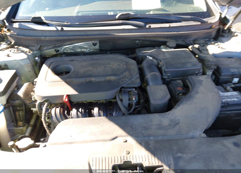 2015 HYUNDAI SONATA SE VIN: 5NPE24AF4FH000721