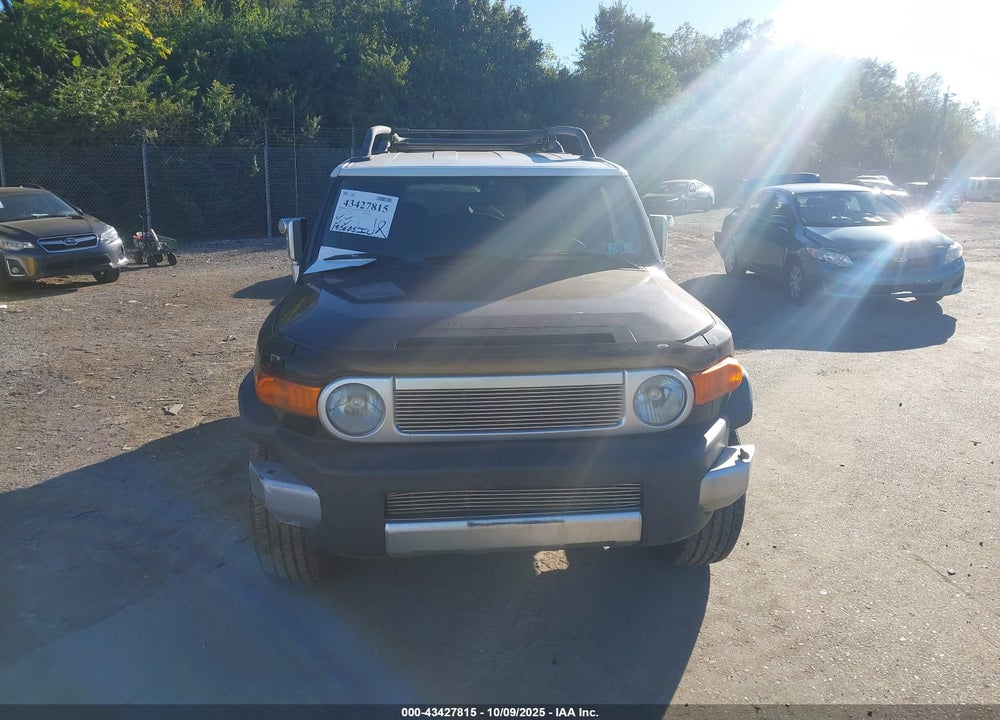 2007 TOYOTA FJ CRUISER VIN: JTEBU11FX70036225
