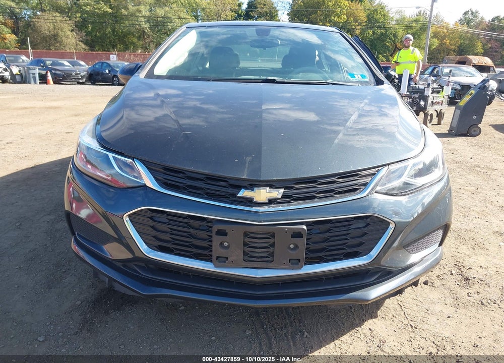 2018 CHEVROLET CRUZE VIN: 1G1BE5SM1J7167458