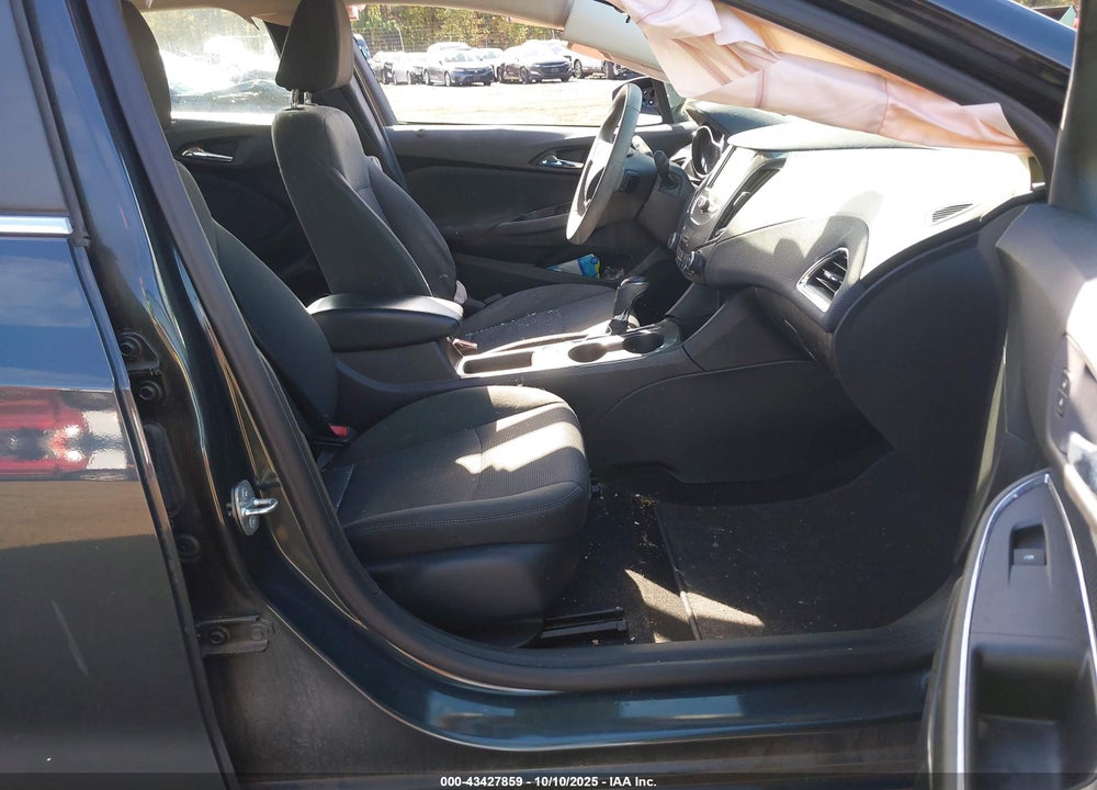 2018 CHEVROLET CRUZE VIN: 1G1BE5SM1J7167458