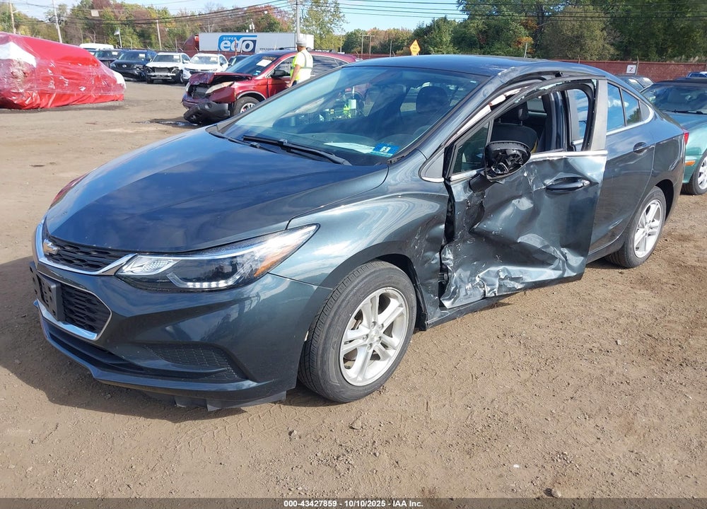 2018 CHEVROLET CRUZE VIN: 1G1BE5SM1J7167458