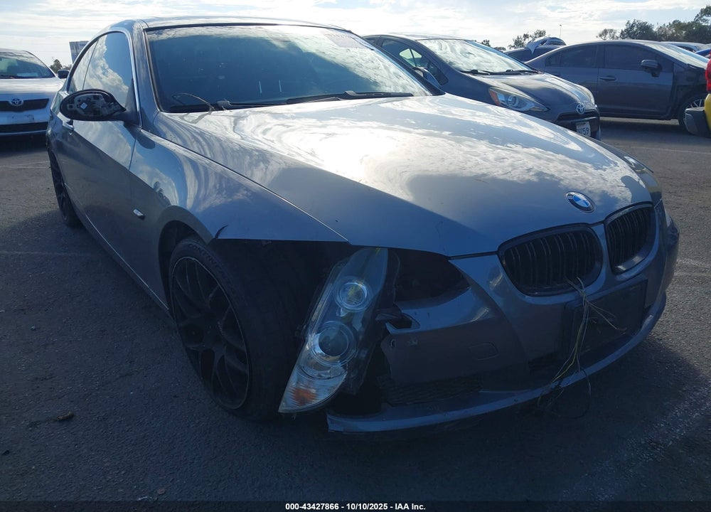 2007 BMW 3 SERIES VIN: WBAWV13577PK49077