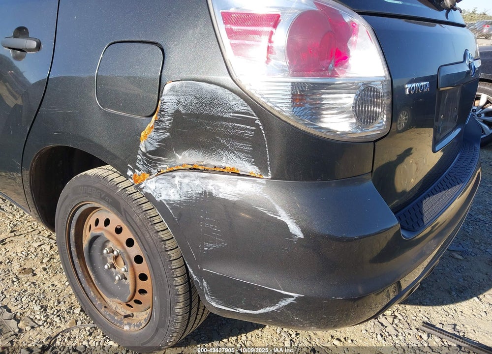 2005 TOYOTA MATRIX VIN: 2T1KR32E85C324027