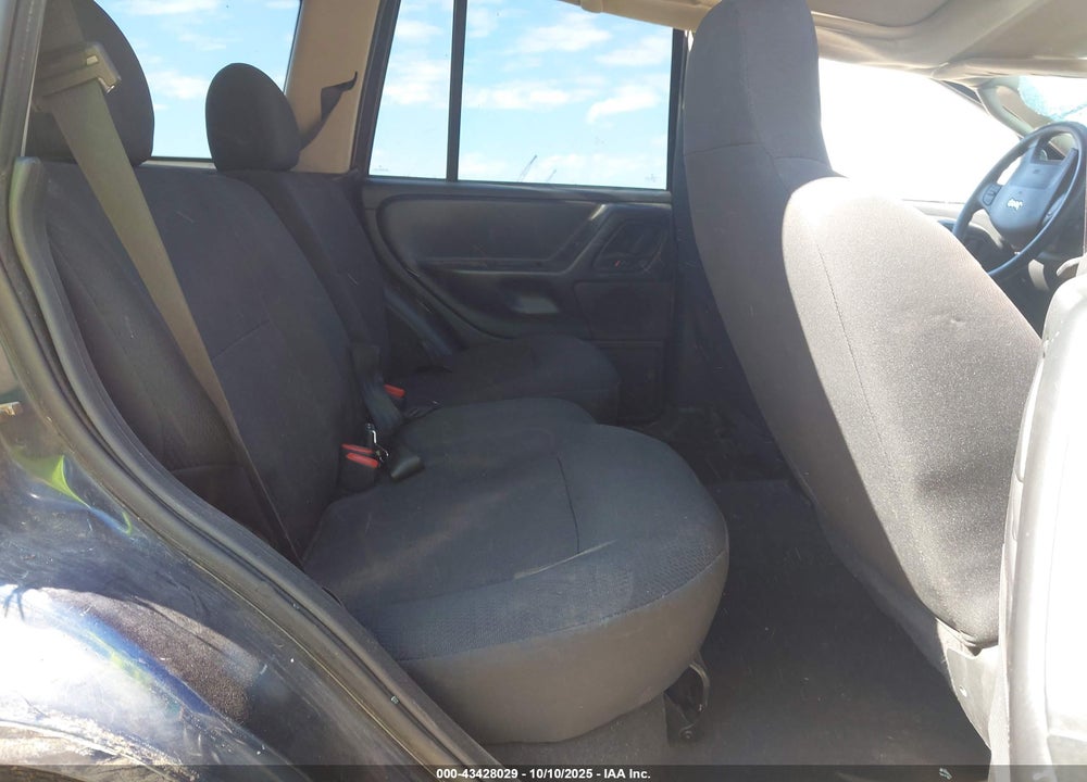 2004 JEEP GRAND CHEROKEE LAREDO VIN: 1J4GW48S94C280879