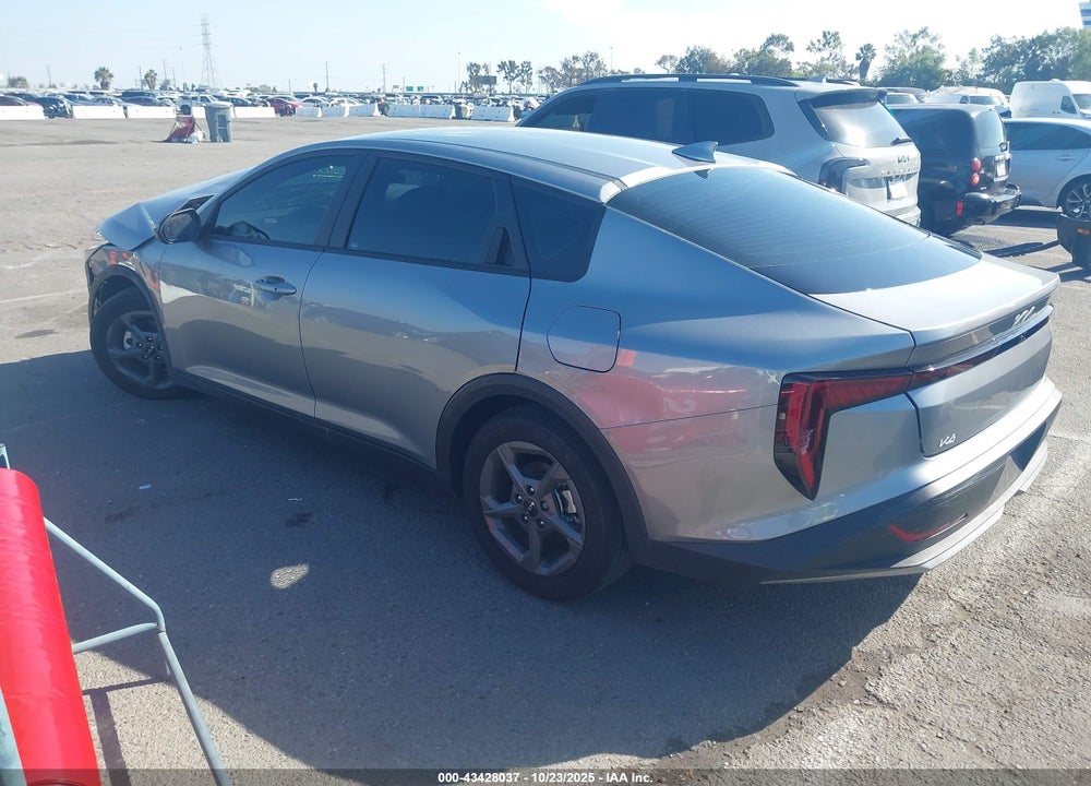 2025 KIA K4 LXS VIN: 3KPFT4DE5SE147410