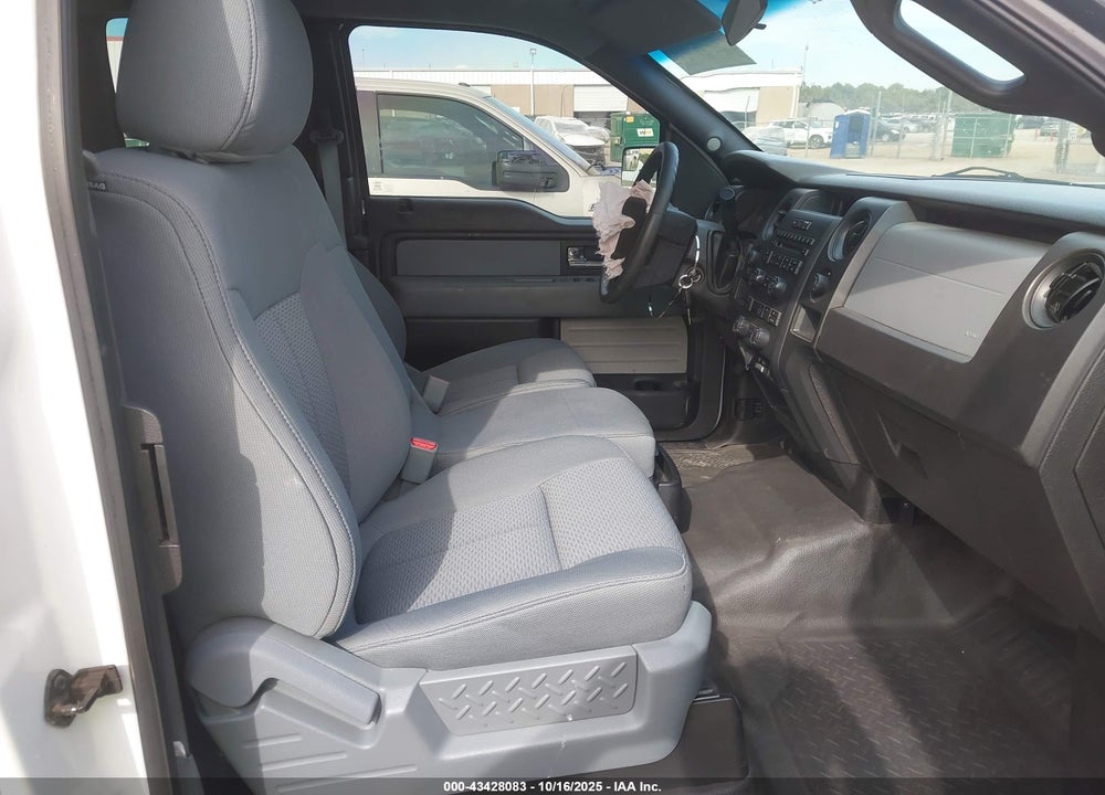 2013 FORD F-150 STX VIN: 1FTFX1EF9DFA52657