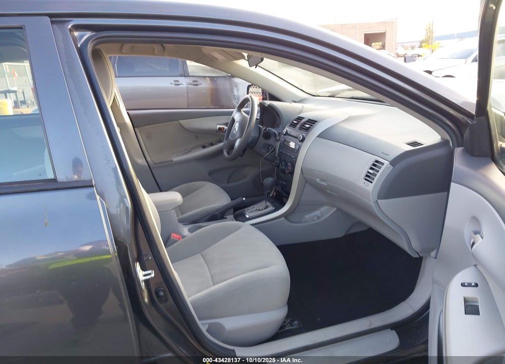 2010 TOYOTA COROLLA LE VIN: 1NXBU4EE5AZ300518