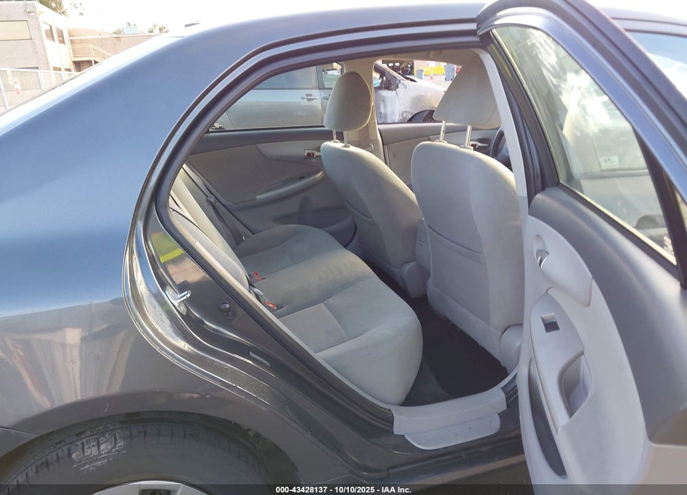 2010 TOYOTA COROLLA LE VIN: 1NXBU4EE5AZ300518