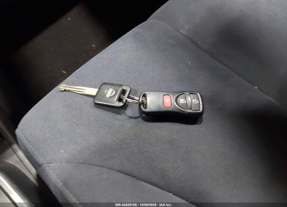 2007 NISSAN VERSA 1.8S VIN: 3N1BC13E47L422026