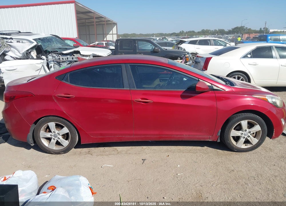 2013 HYUNDAI ELANTRA GLS VIN: KMHDH4AE0DU671383