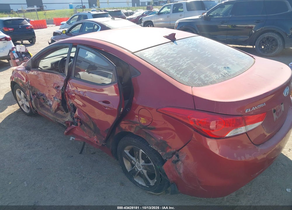 2013 HYUNDAI ELANTRA GLS VIN: KMHDH4AE0DU671383